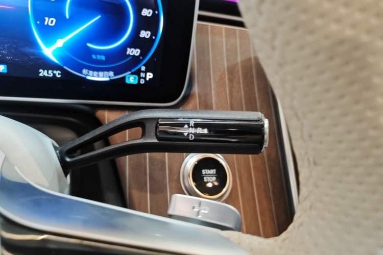 Used Mercedes-Benz EQE 2022 350 Pioneer Edition Gear Lever