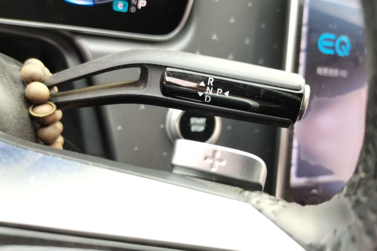Used Mercedes-Benz EQE 2022 350 First Edition Special Version Gear Lever