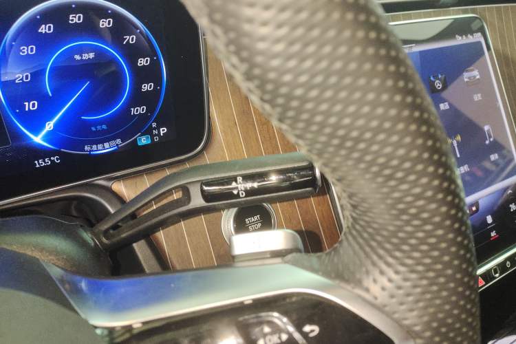 Used Mercedes-Benz EQE 2022 350 Luxury Edition Gear Lever
