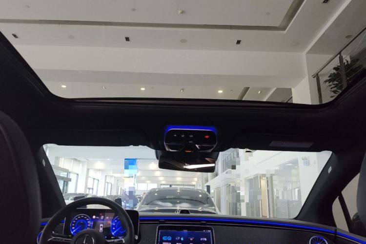 Used Mercedes-Benz EQE 2022 350 Luxury Edition Headliner