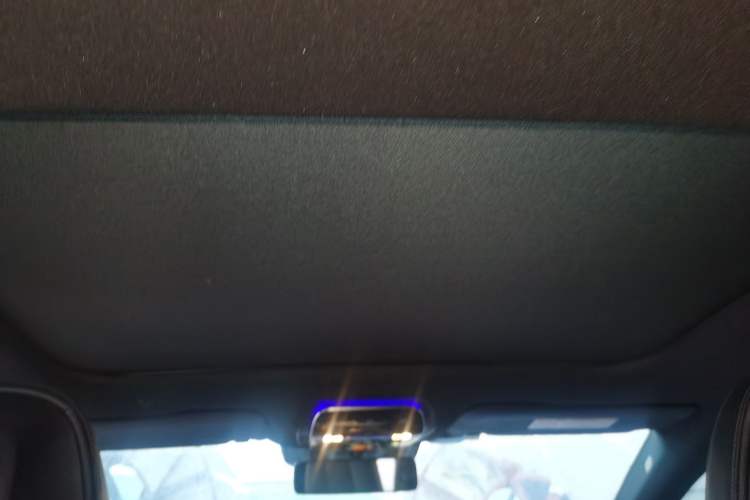 Used Mercedes-Benz EQE 2022 350 First Edition Special Version Headliner
