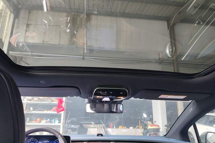 Used Mercedes-Benz EQE 2022 350 Pioneer Edition Headliner