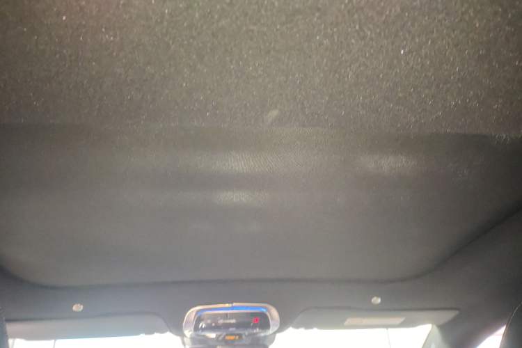 Used Mercedes-Benz EQE 2022 350 Luxury Edition Headliner