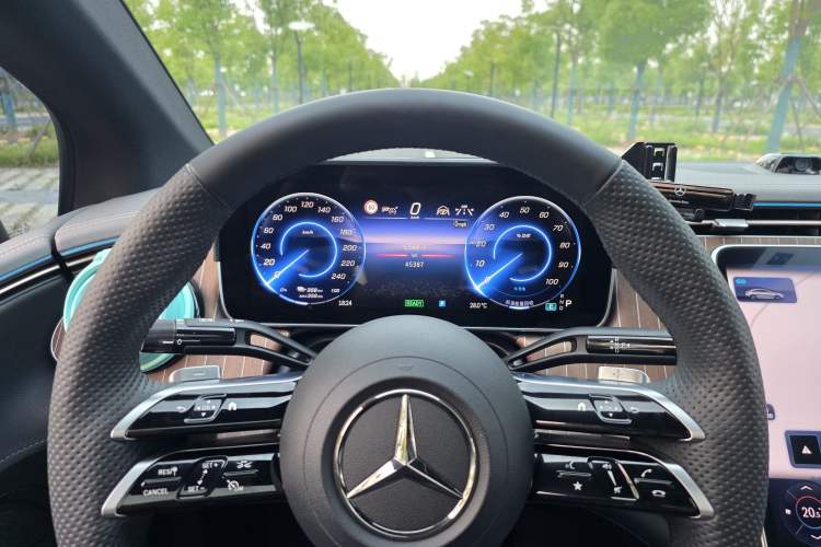 Used Mercedes-Benz EQE 2022 350 Luxury Edition Instrument Cluster