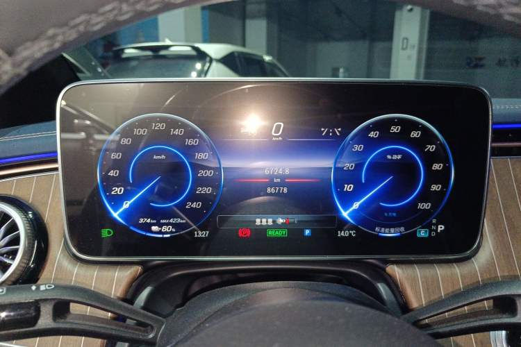 Used Mercedes-Benz EQE 2022 350 Pioneer Edition Instrument Cluster