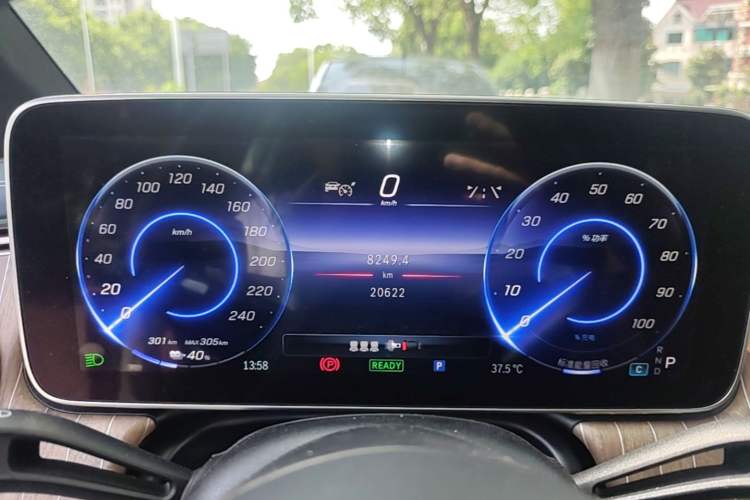 Used Mercedes-Benz EQE 2022 350 Pioneer Edition Instrument Cluster
