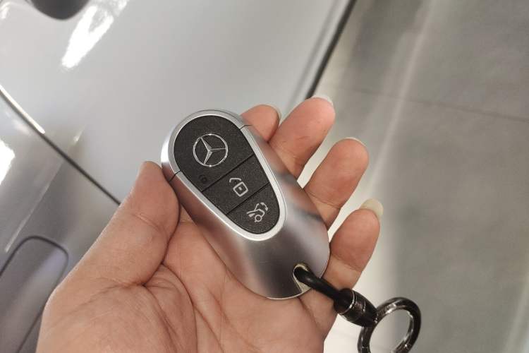 Used Mercedes-Benz EQE 2022 350 Luxury Edition Interior 1