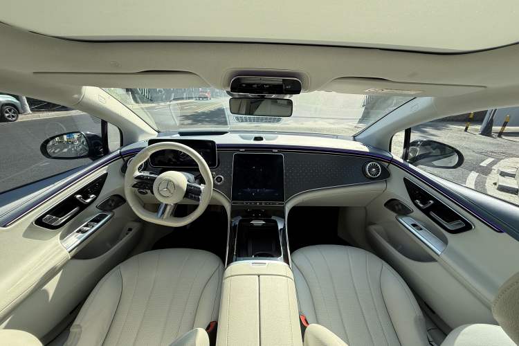 Used Mercedes-Benz EQE 2022 350 First Edition Special Version Interior 4