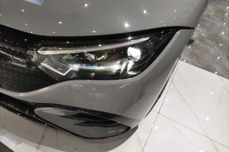 Used Mercedes-Benz EQE 2022 350 First Edition Special Version Left Front Headlight