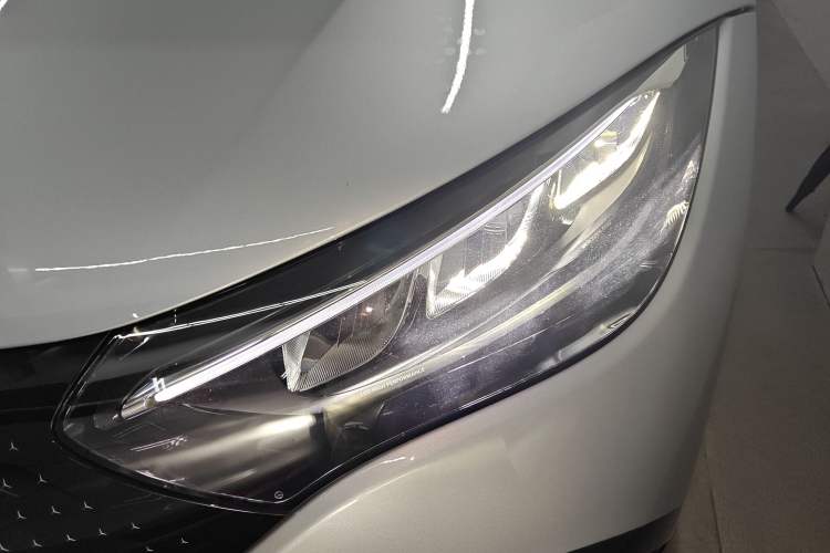 Used Mercedes-Benz EQE 2022 350 Luxury Edition Left Front Headlight