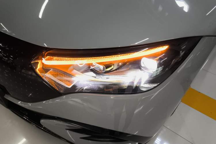 Used Mercedes-Benz EQE 2022 350 First Edition Special Version Left Front Headlight