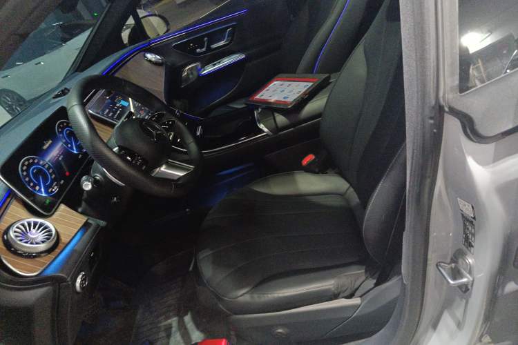 Used Mercedes-Benz EQE 2022 350 Pioneer Edition Left Front Seat