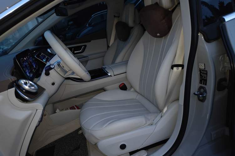 Used Mercedes-Benz EQE 2022 350 Luxury Edition Left Front Seat