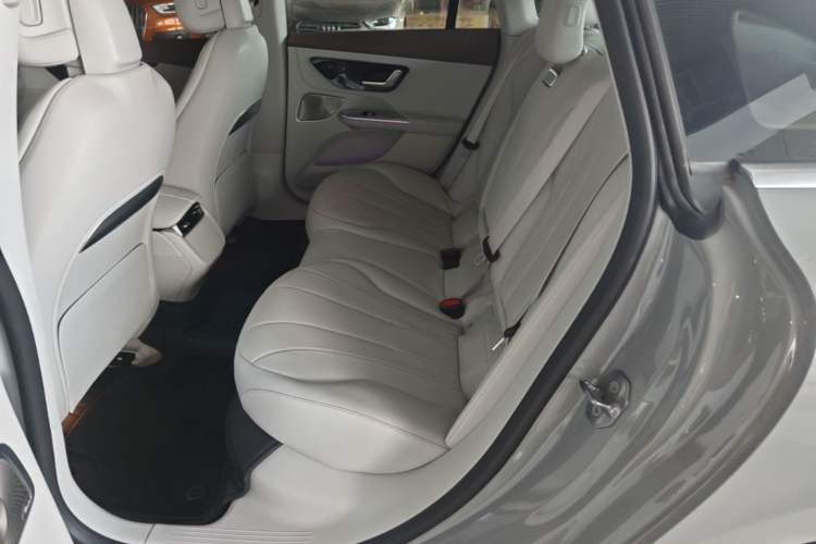 Used Mercedes-Benz EQE 2022 350 Pioneer Edition Left Rear Seat