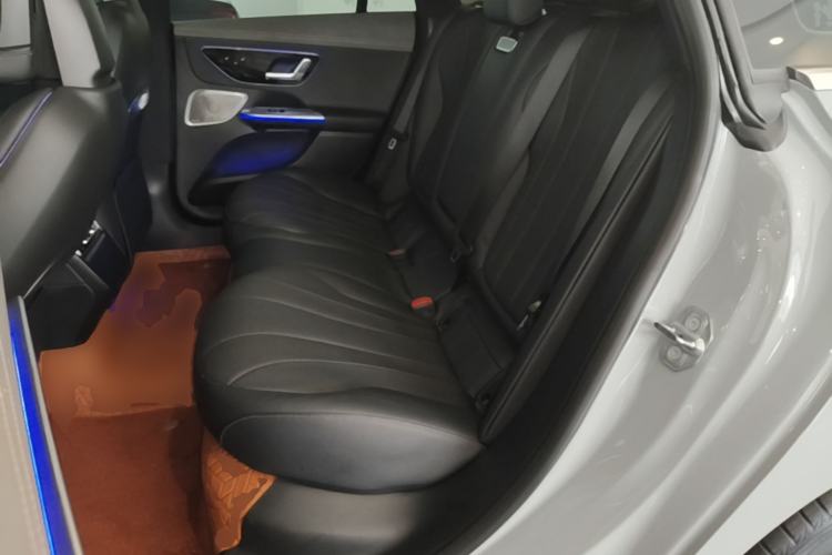 Used Mercedes-Benz EQE 2022 350 Luxury Edition Left Rear Seat