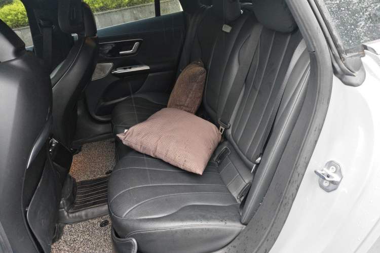 Used Mercedes-Benz EQE 2022 350 Pioneer Edition Left Rear Seat