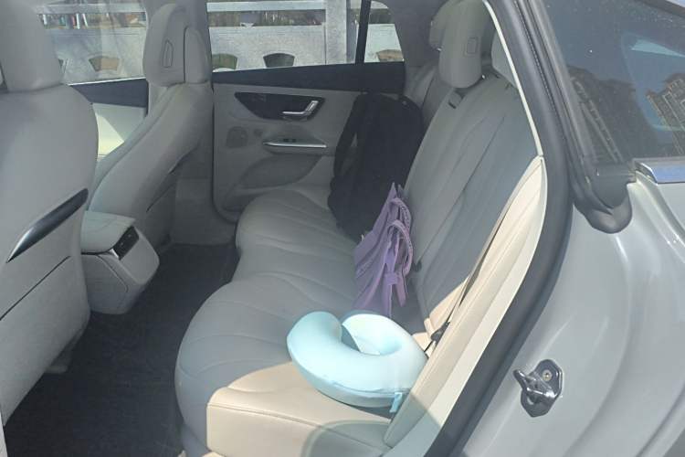 Used Mercedes-Benz EQE 2022 350 Luxury Edition Left Rear Seat