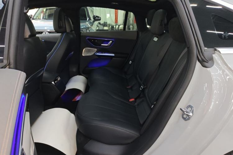 Used Mercedes-Benz EQE 2022 350 Luxury Edition Left Rear Seat