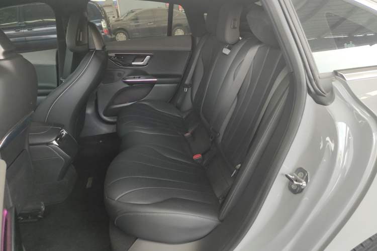 Used Mercedes-Benz EQE 2022 350 Luxury Edition Left Rear Seat