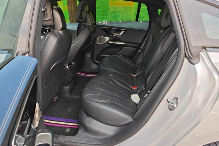 Used Mercedes-Benz EQE 2022 350 First Edition Special Version Left Rear Seat