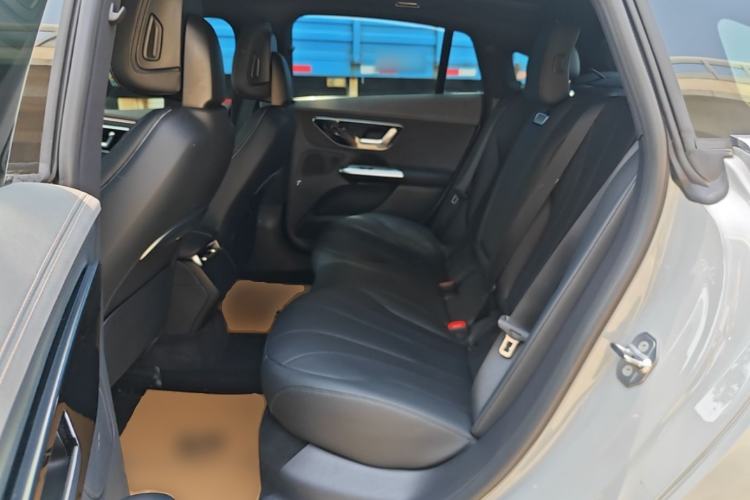 Used Mercedes-Benz EQE 2022 350 Luxury Edition Left Rear Seat