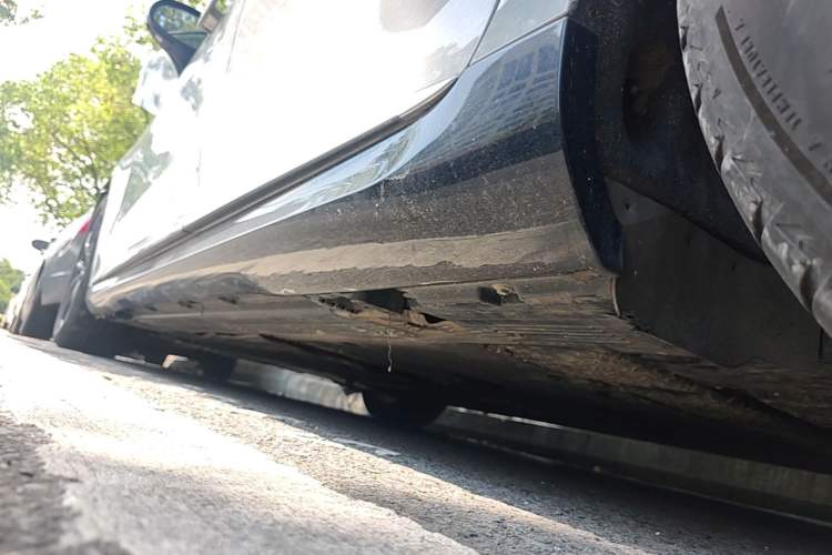 Used Mercedes-Benz EQE 2022 350 Pioneer Edition Left Side Sill