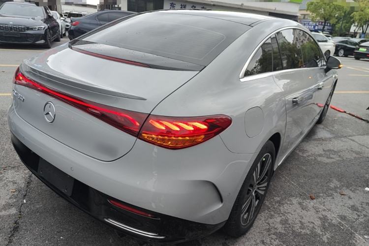 Used Mercedes-Benz EQE 2022 350 Luxury Edition Rear Right 45 Deg
