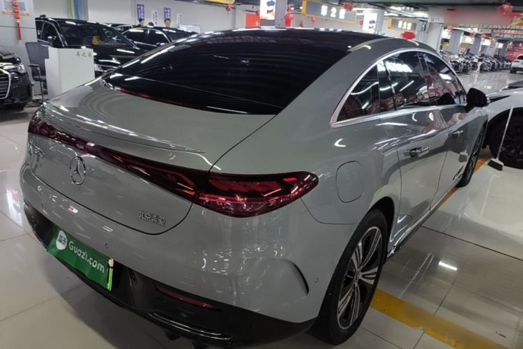 Used Mercedes-Benz EQE 2022 350 Luxury Edition Rear Right 45 Deg