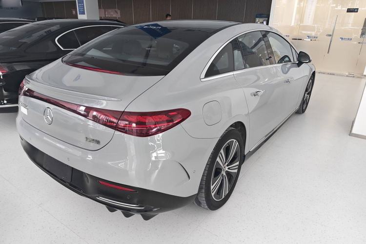 Used Mercedes-Benz EQE 2022 350 Luxury Edition Rear Right 45 Deg
