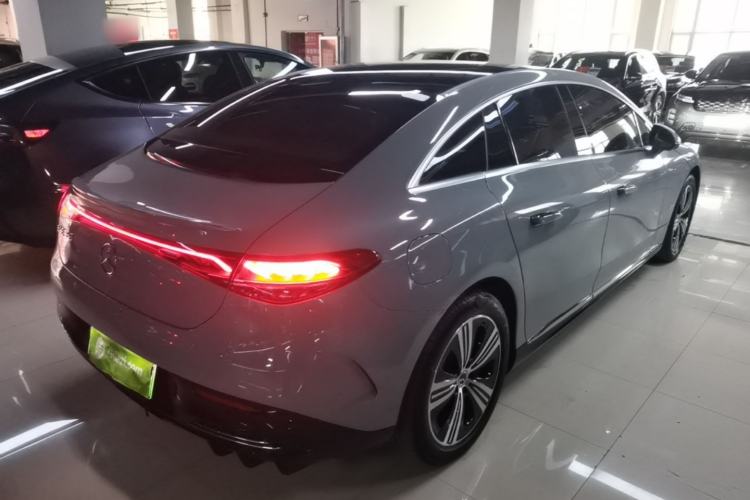 Used Mercedes-Benz EQE 2022 350 Luxury Edition Rear Right 45 Deg