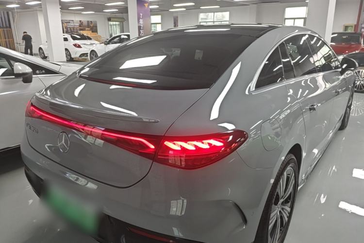 Used Mercedes-Benz EQE 2022 350 Luxury Edition Rear Right 45 Deg