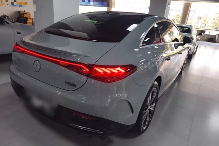 Used Mercedes-Benz EQE 2022 350 Luxury Edition Rear Right 45 Deg