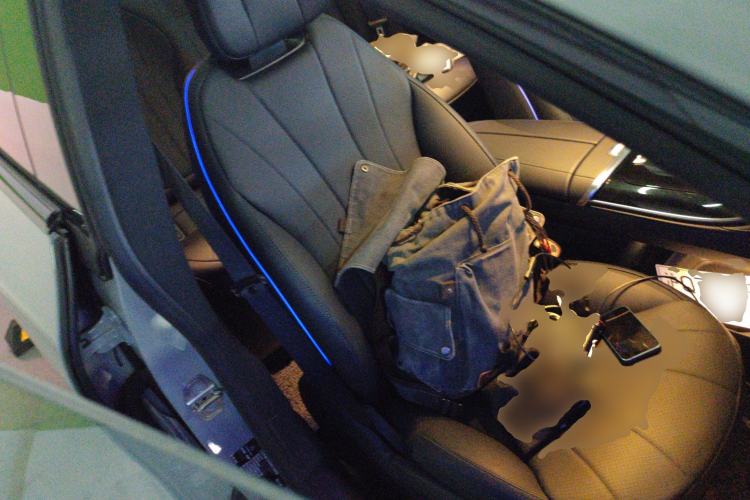 Used Mercedes-Benz EQE 2022 350 First Edition Special Version Right Front Seat