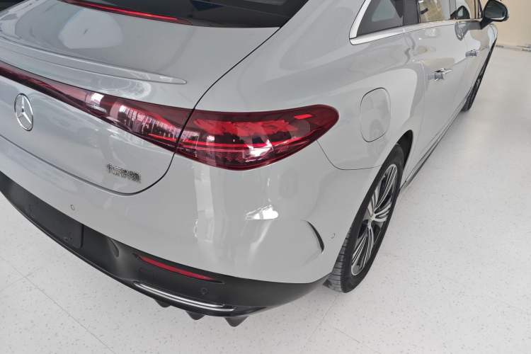 Used Mercedes-Benz EQE 2022 350 Luxury Edition Right Rear Taillight