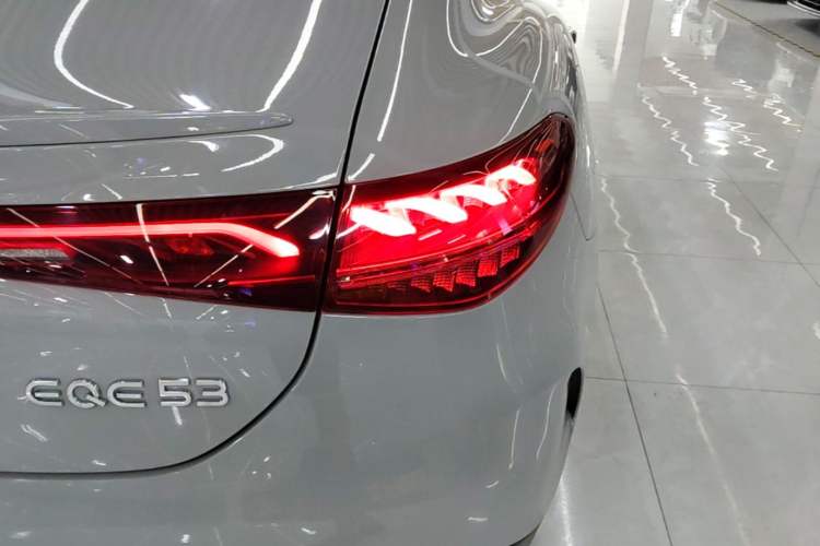 Used Mercedes-Benz EQE 2022 350 First Edition Special Version Right Rear Taillight