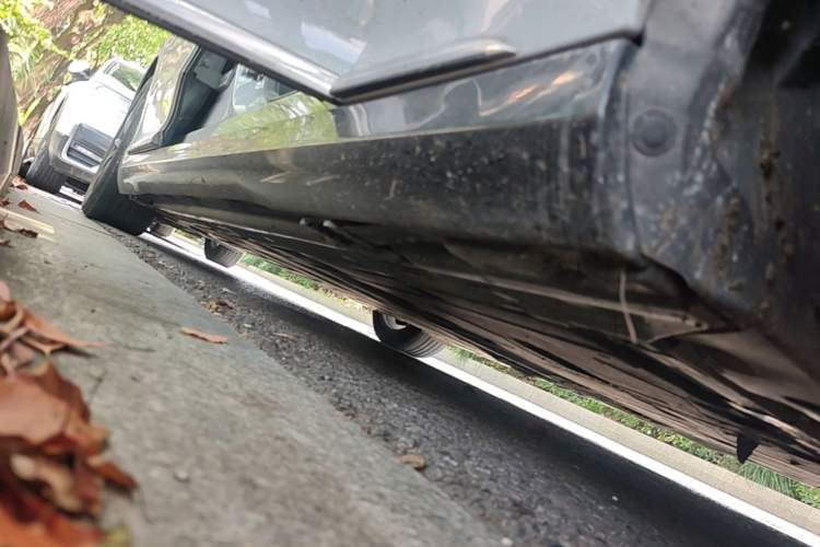 Used Mercedes-Benz EQE 2022 350 Pioneer Edition Right Side Sill