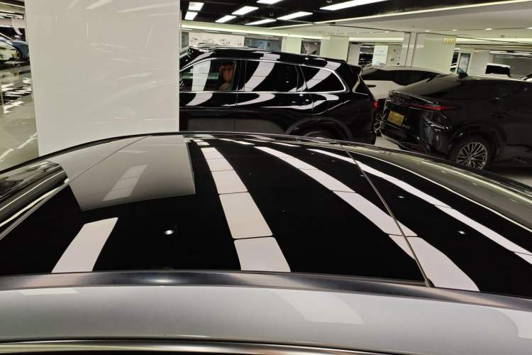 Used Mercedes-Benz EQE 2022 350 Luxury Edition Roof