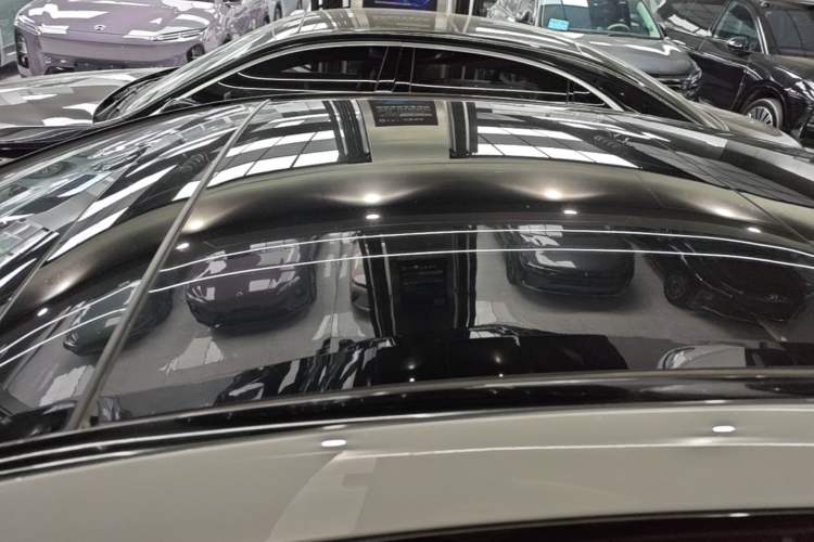 Used Mercedes-Benz EQE 2022 350 First Edition Special Version Roof