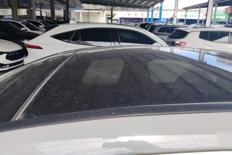 Used Mercedes-Benz EQE 2022 350 Pioneer Edition Roof