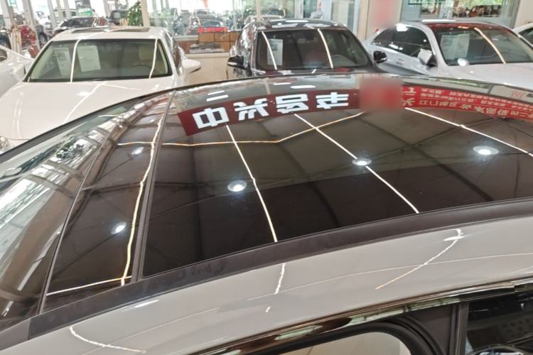Used Mercedes-Benz EQE 2022 350 Pioneer Edition Roof