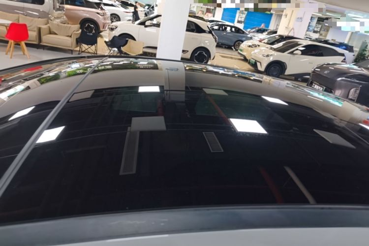 Used Mercedes-Benz EQE 2022 350 Luxury Edition Roof