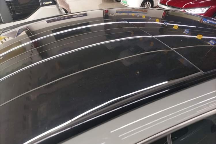 Used Mercedes-Benz EQE 2022 350 Luxury Edition Roof