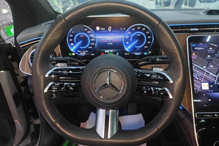 Used Mercedes-Benz EQE 2022 350 Luxury Edition Steering Wheel