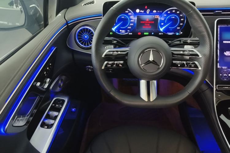 Used Mercedes-Benz EQE 2022 350 Luxury Edition Steering Wheel