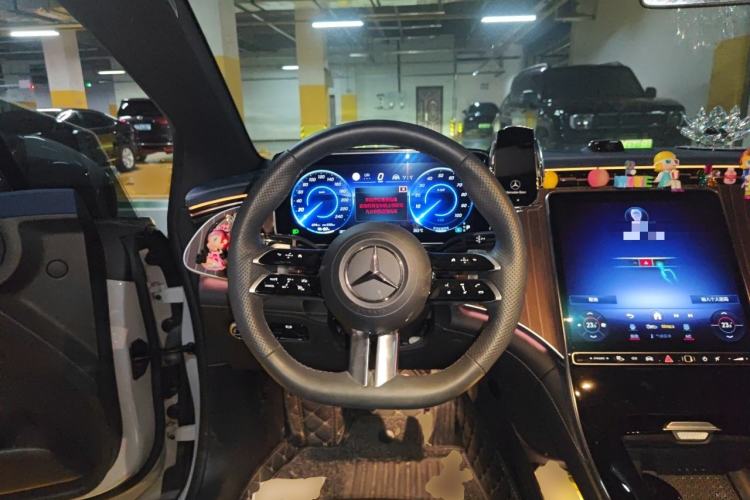 Used Mercedes-Benz EQE 2022 350 Luxury Edition Steering Wheel