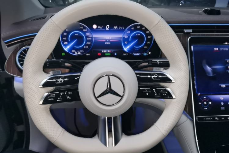 Used Mercedes-Benz EQE 2022 350 Luxury Edition Steering Wheel