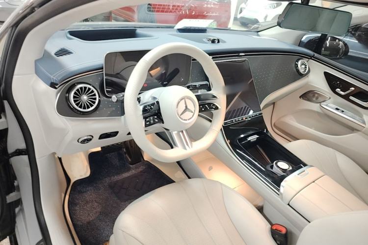 Used Mercedes-Benz EQE 2022 350 First Edition Special Version Steering Wheel
