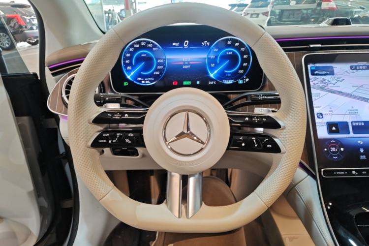 Used Mercedes-Benz EQE 2022 350 Pioneer Edition Steering Wheel