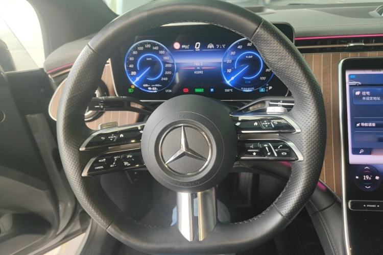 Used Mercedes-Benz EQE 2022 350 Luxury Edition Steering Wheel