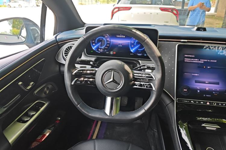 Used Mercedes-Benz EQE 2022 350 First Edition Special Version Steering Wheel